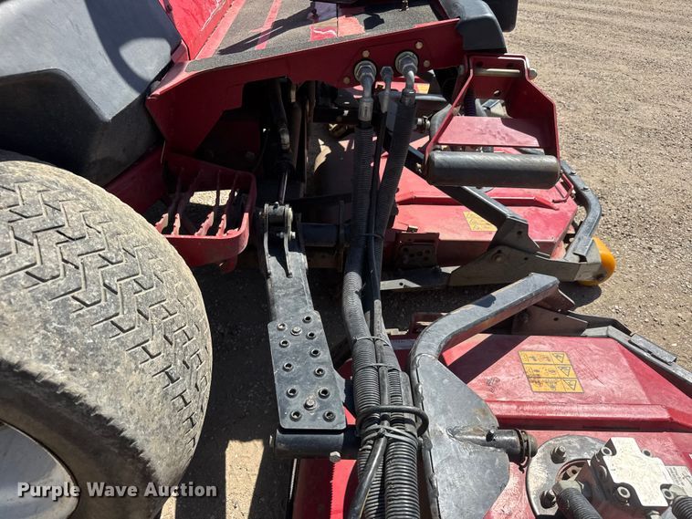 image for item ET1820 2011 Toro Groundsmaster 4500D lawn mower