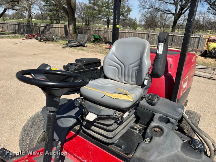 image for item ET1820 2011 Toro Groundsmaster 4500D lawn mower