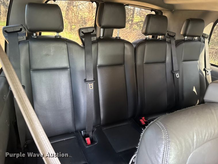 image for item ET1833 2012 Chevrolet Express 1500 van