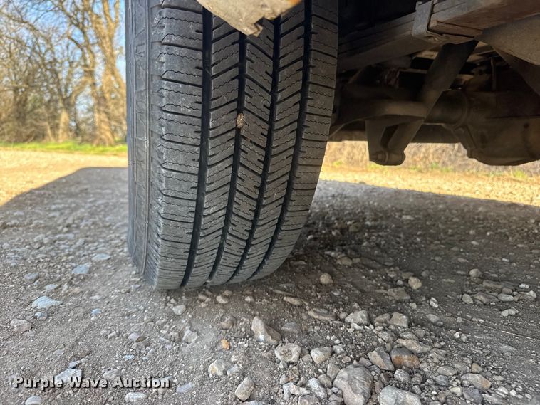 image for item ET1833 2012 Chevrolet Express 1500 van