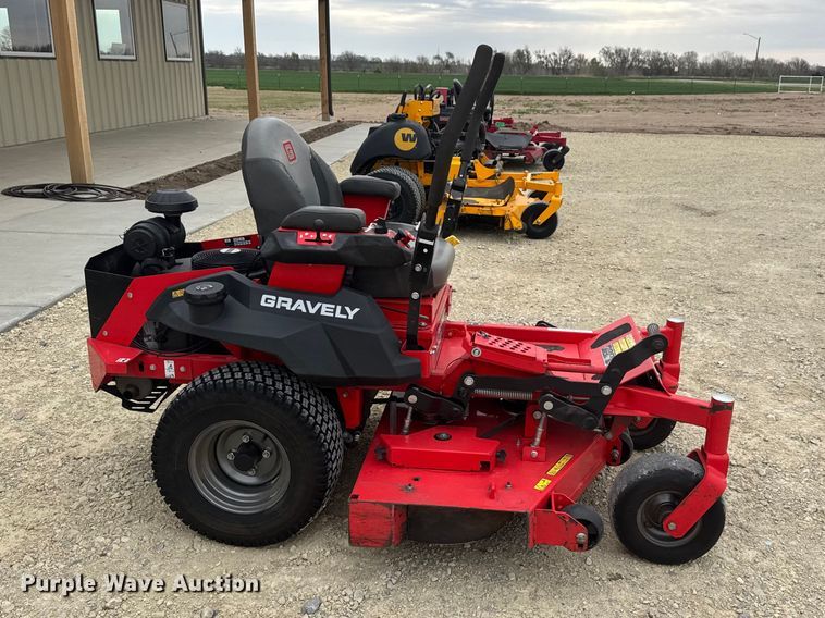 image for item ET1851 2019 Gravely Compact Pro 44 ZTR lawn mower