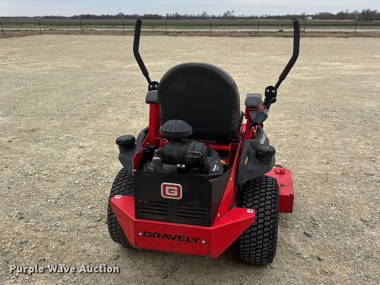 image for item ET1851 2019 Gravely Compact Pro 44 ZTR lawn mower