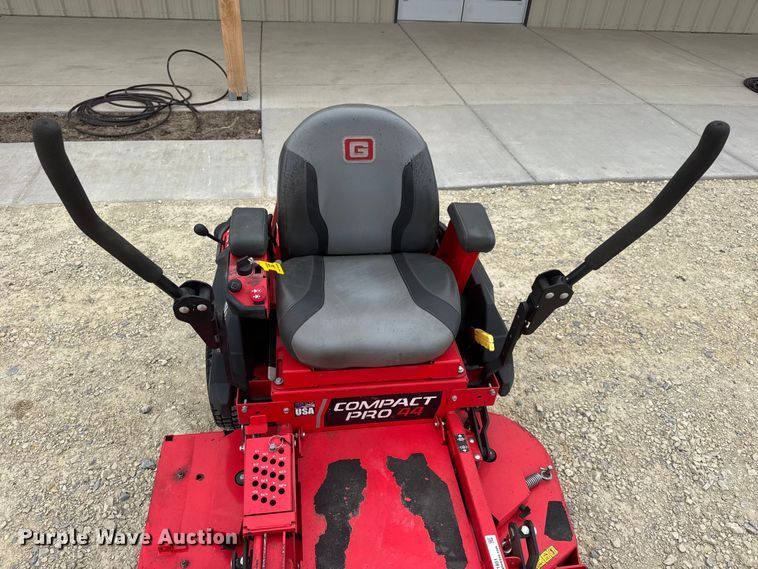 image for item ET1851 2019 Gravely Compact Pro 44 ZTR lawn mower