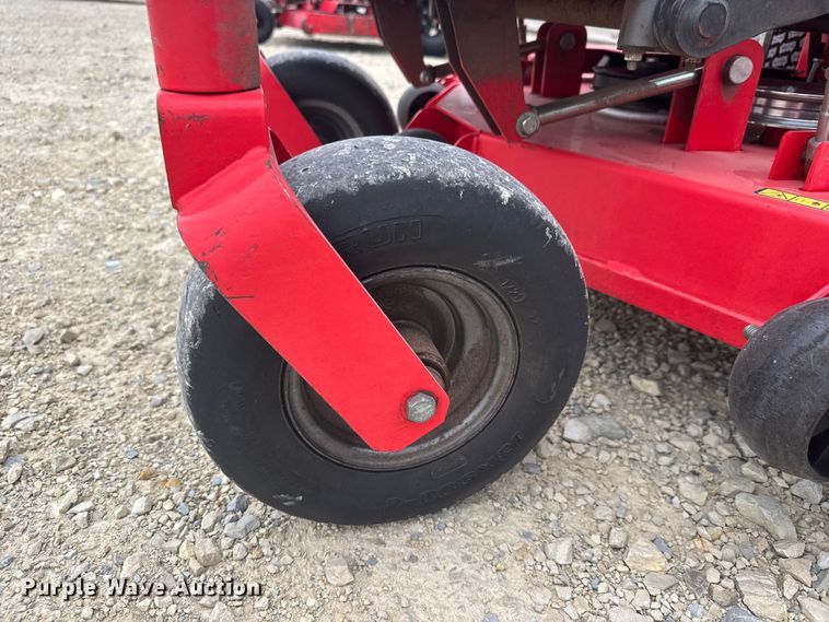 image for item ET1851 2019 Gravely Compact Pro 44 ZTR lawn mower