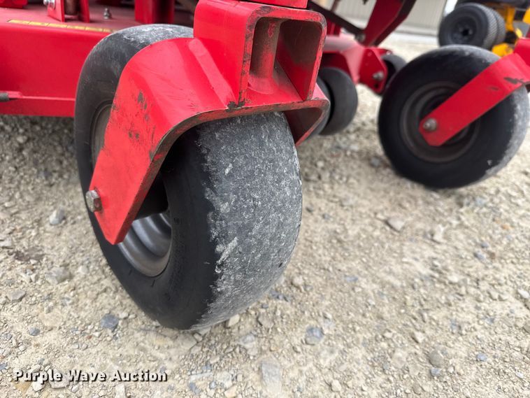 image for item ET1851 2019 Gravely Compact Pro 44 ZTR lawn mower