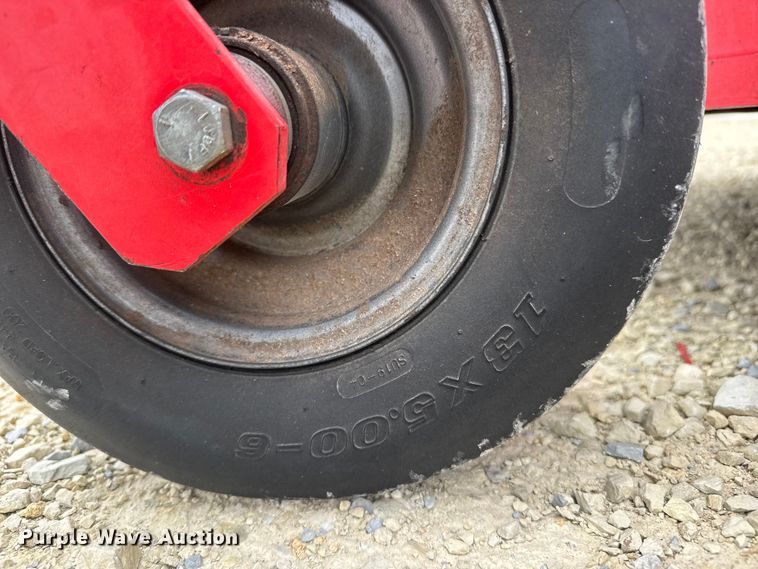 image for item ET1851 2019 Gravely Compact Pro 44 ZTR lawn mower