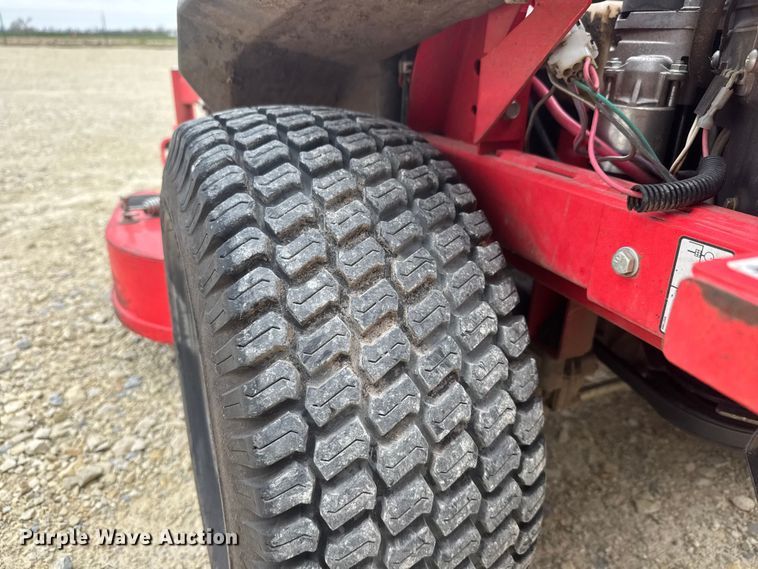 image for item ET1851 2019 Gravely Compact Pro 44 ZTR lawn mower