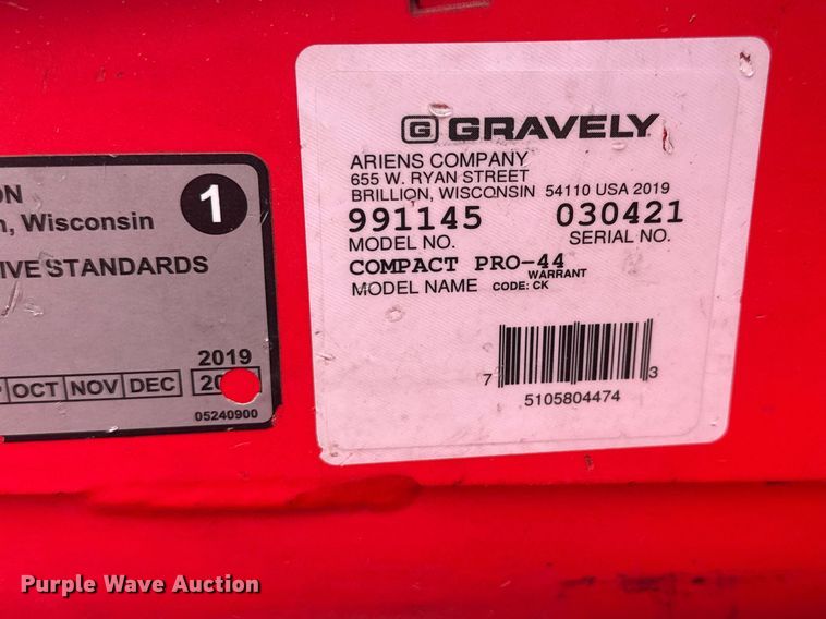 image for item ET1851 2019 Gravely Compact Pro 44 ZTR lawn mower