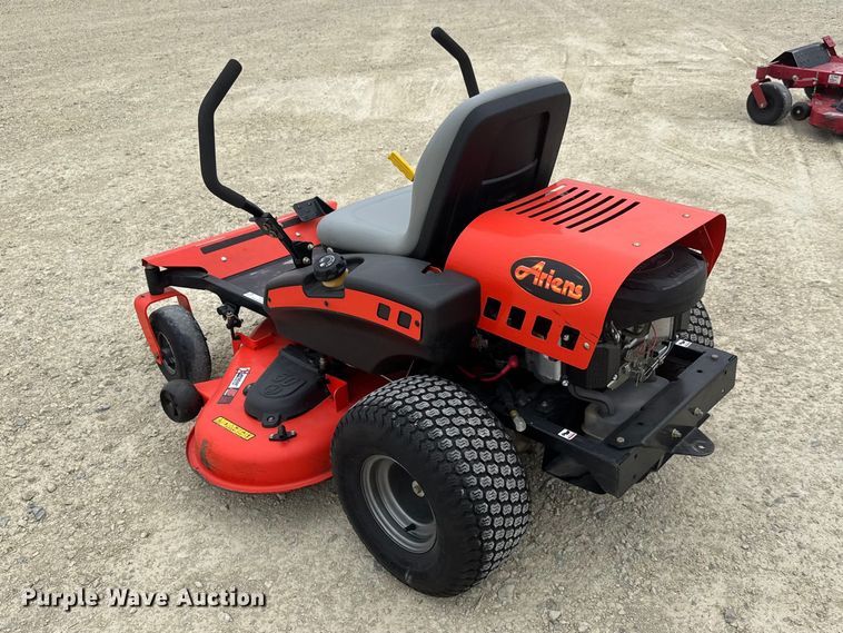 image for item ET1856 Ariens Zoom 50 ZTR lawn mower