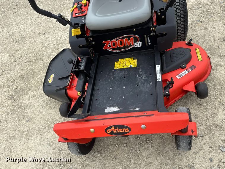 image for item ET1856 Ariens Zoom 50 ZTR lawn mower