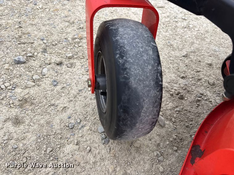 image for item ET1856 Ariens Zoom 50 ZTR lawn mower