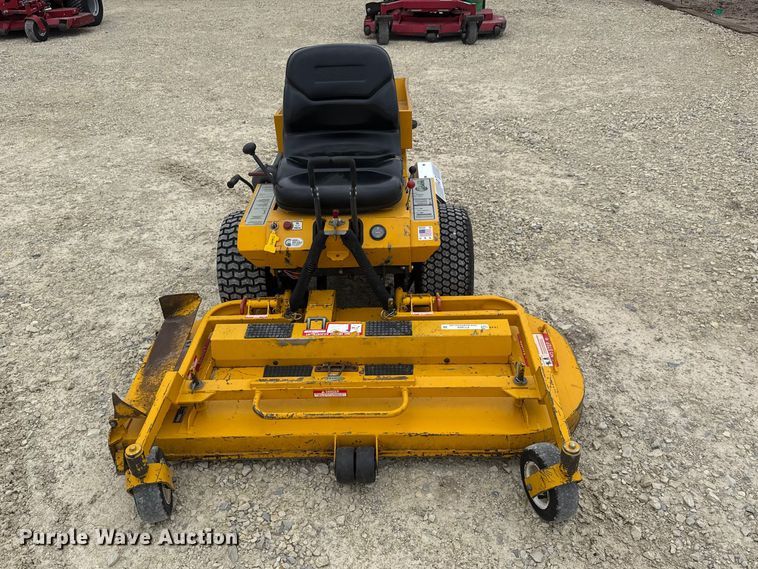 image for item ET1859 1999 Walker MCSU ZTR lawn mower
