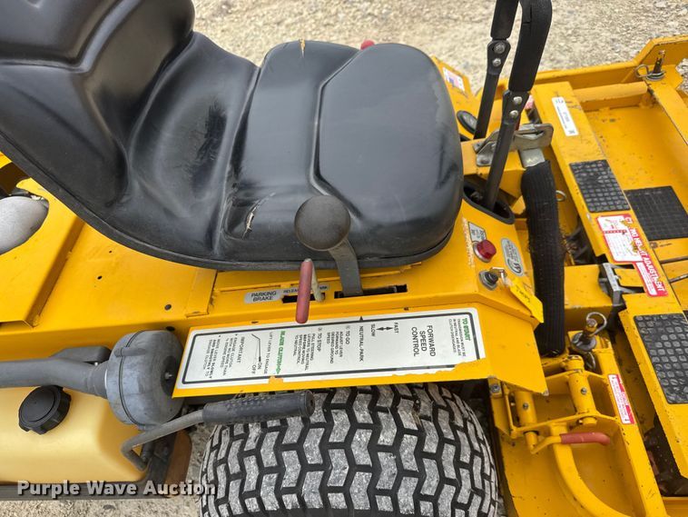 image for item ET1859 1999 Walker MCSU ZTR lawn mower