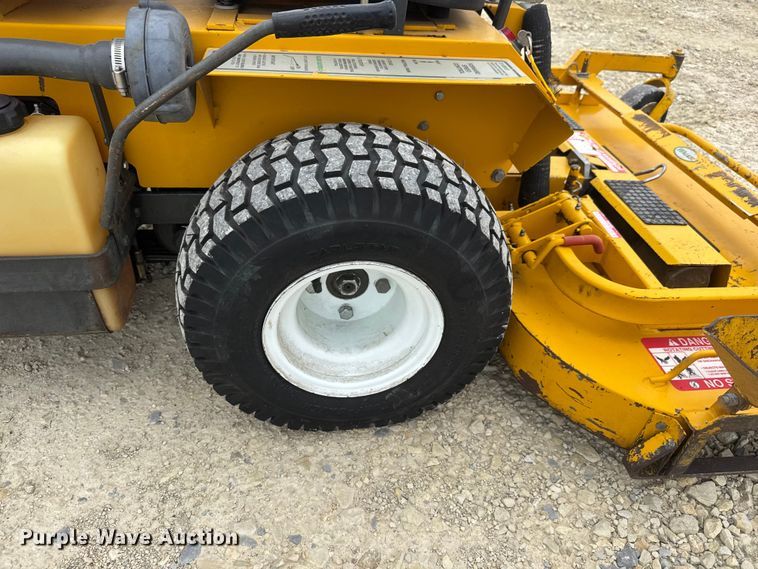 image for item ET1859 1999 Walker MCSU ZTR lawn mower