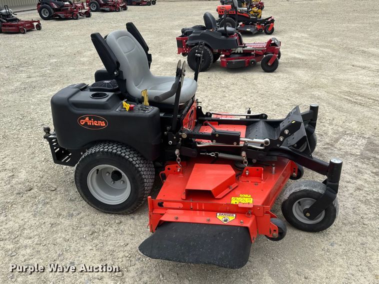 image for item ET1864 2012 Ariens Zoom Max ZTR lawn mower