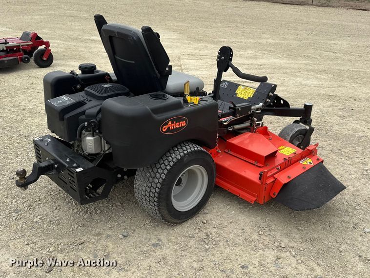 image for item ET1864 2012 Ariens Zoom Max ZTR lawn mower
