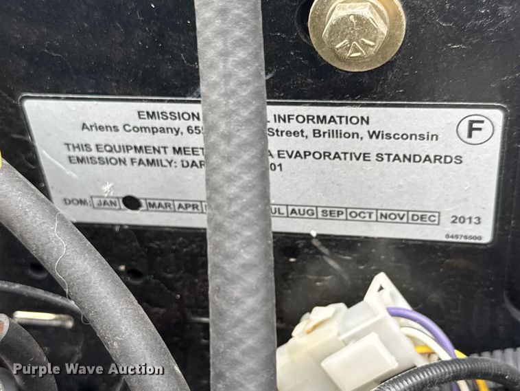 image for item ET1864 2012 Ariens Zoom Max ZTR lawn mower