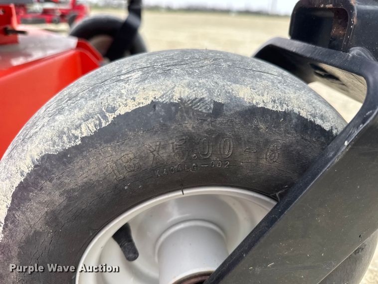 image for item ET1864 2012 Ariens Zoom Max ZTR lawn mower