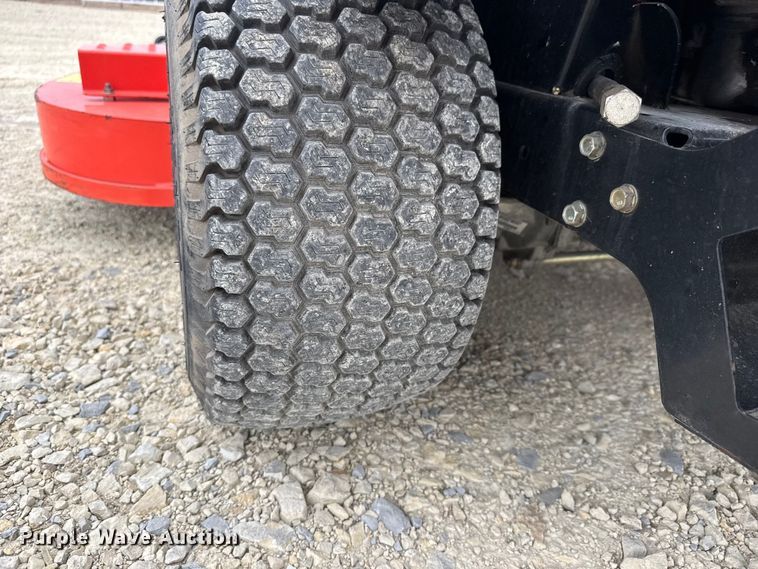 image for item ET1864 2012 Ariens Zoom Max ZTR lawn mower