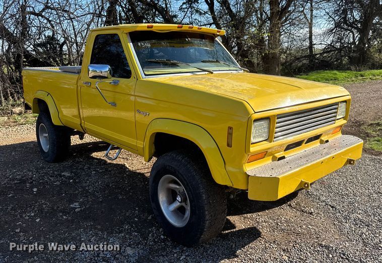 image for item ET1876 1983 Ford Ranger pickup truck
