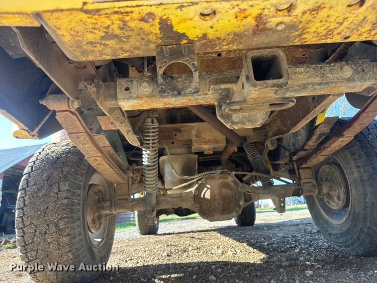 image for item ET1876 1983 Ford Ranger pickup truck