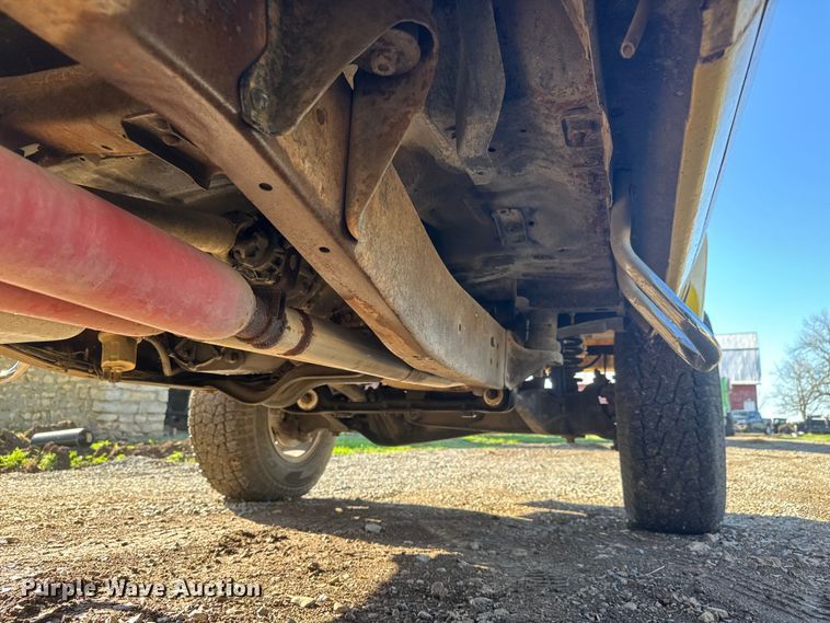 image for item ET1876 1983 Ford Ranger pickup truck
