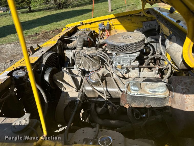 image for item ET1876 1983 Ford Ranger pickup truck