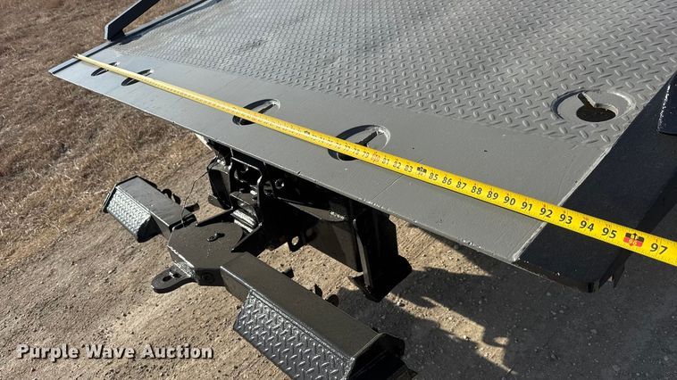 image for item ET4130 2007 GMC C5500 rollback truck