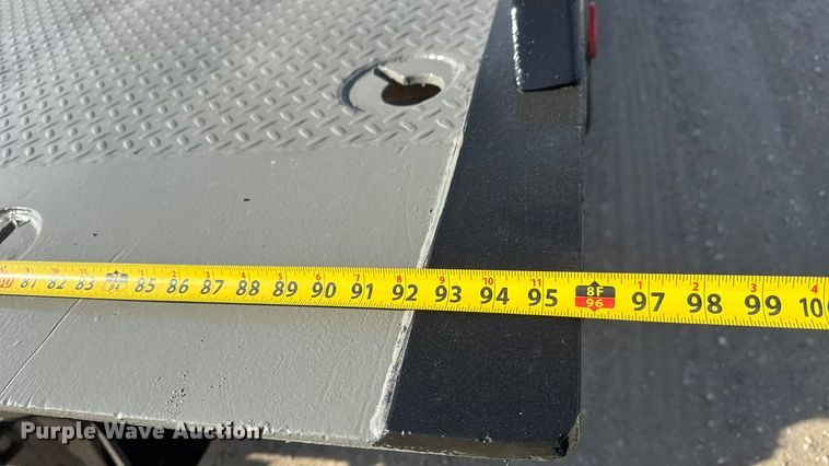 image for item ET4130 2007 GMC C5500 rollback truck