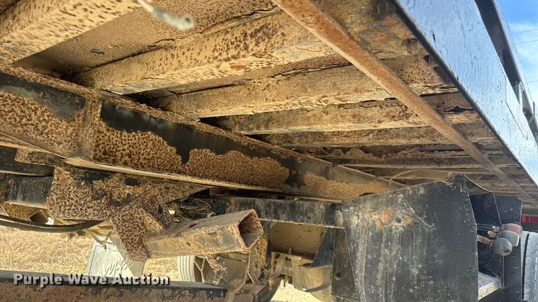 image for item ET4130 2007 GMC C5500 rollback truck