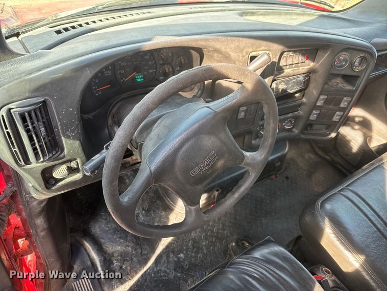 image for item ET4130 2007 GMC C5500 rollback truck