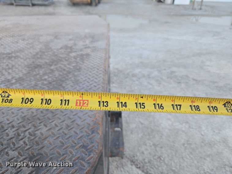 image for item ET5009 2021 RAM 3500 flatbed pickup truck