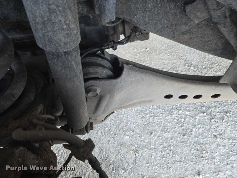 image for item ET5009 2021 RAM 3500 flatbed pickup truck