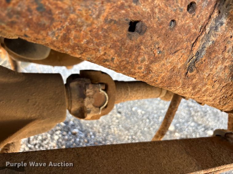 image for item EU0344 2001 Ford F350 Super Duty chip bed pickup truck