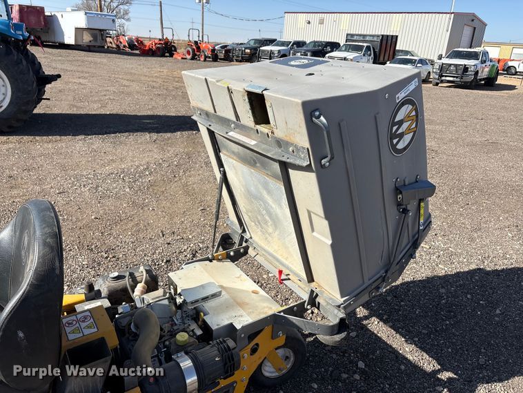 image for item EU0345 Walker MC231-11 ZTR lawn mower