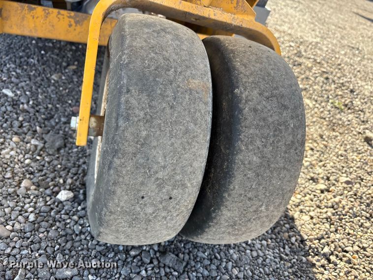 image for item EU0345 Walker MC231-11 ZTR lawn mower