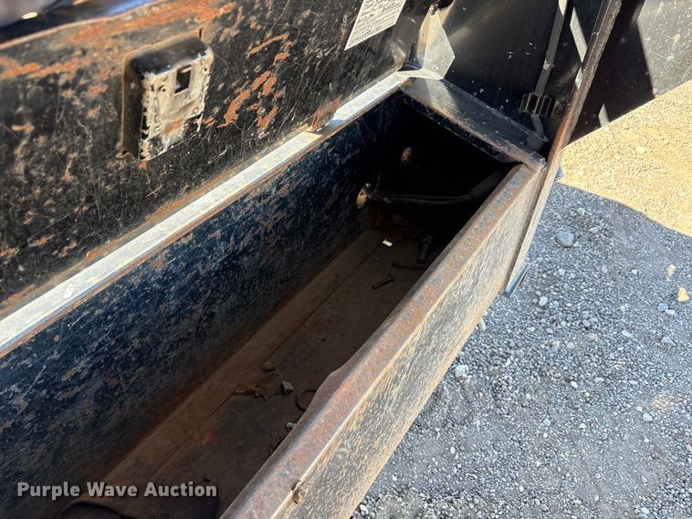 image for item EU0350 2018 Diamond T equipment trailer