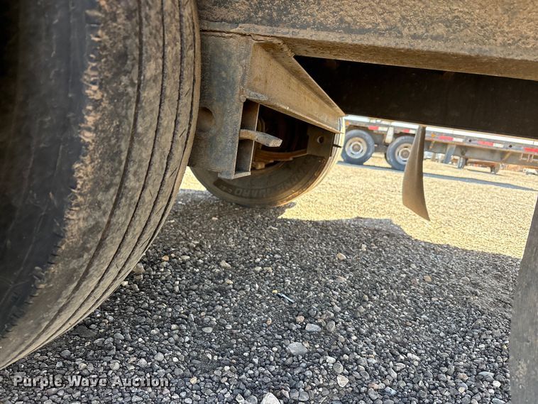 image for item EU0350 2018 Diamond T equipment trailer