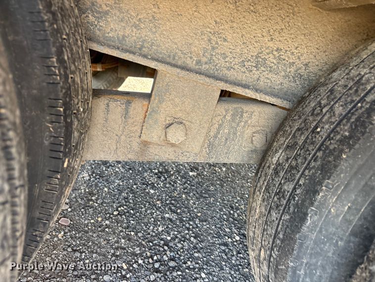 image for item EU0350 2018 Diamond T equipment trailer