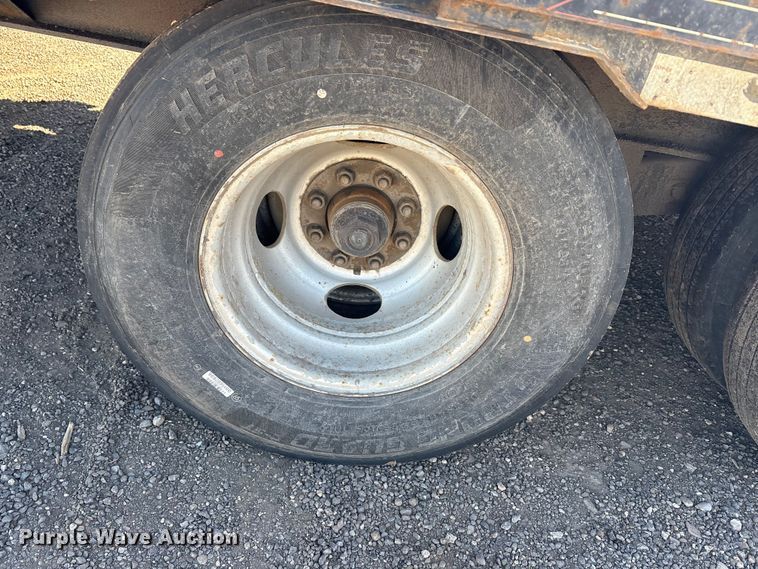 image for item EU0350 2018 Diamond T equipment trailer