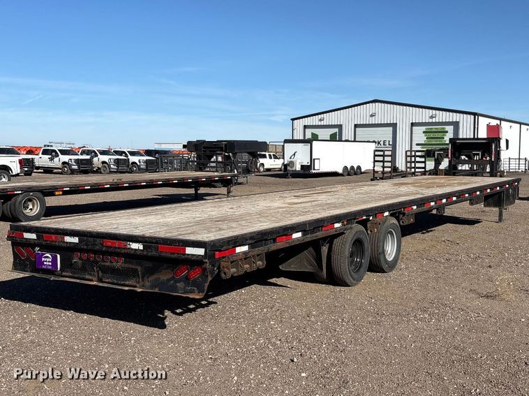 image for item EU0352 2013 Big Bubba's flatbed trailer