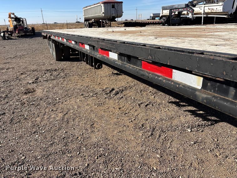 image for item EU0352 2013 Big Bubba's flatbed trailer
