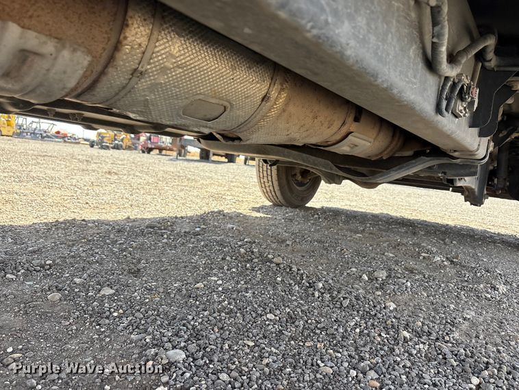 image for item EU0361 2019 Ford F250 Super Duty Crew Cab pickup truck