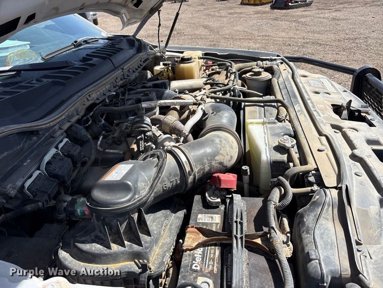 image for item EU0361 2019 Ford F250 Super Duty Crew Cab pickup truck