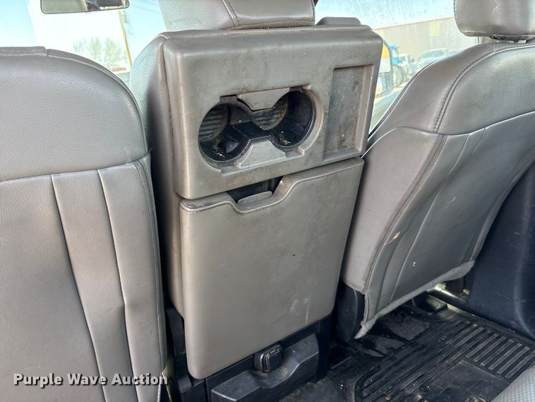 image for item EU0361 2019 Ford F250 Super Duty Crew Cab pickup truck