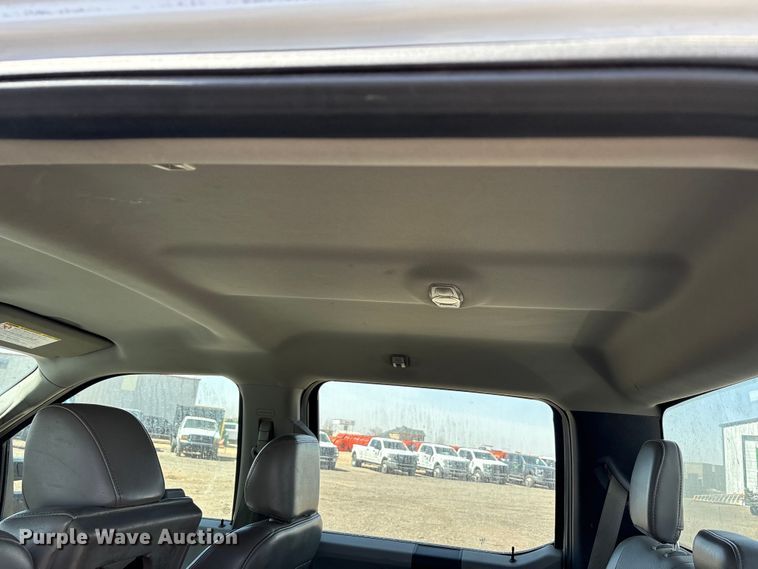 image for item EU0361 2019 Ford F250 Super Duty Crew Cab pickup truck