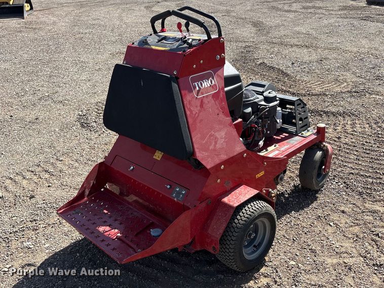 image for item EU0365 Toro 39521 aerator