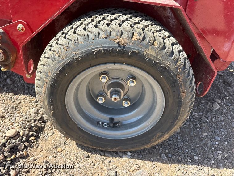 image for item EU0365 Toro 39521 aerator