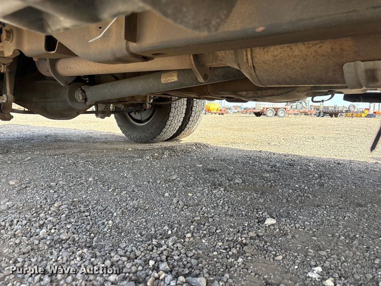 image for item EU0381 2020 Ford F350 Crew Cab pickup truck