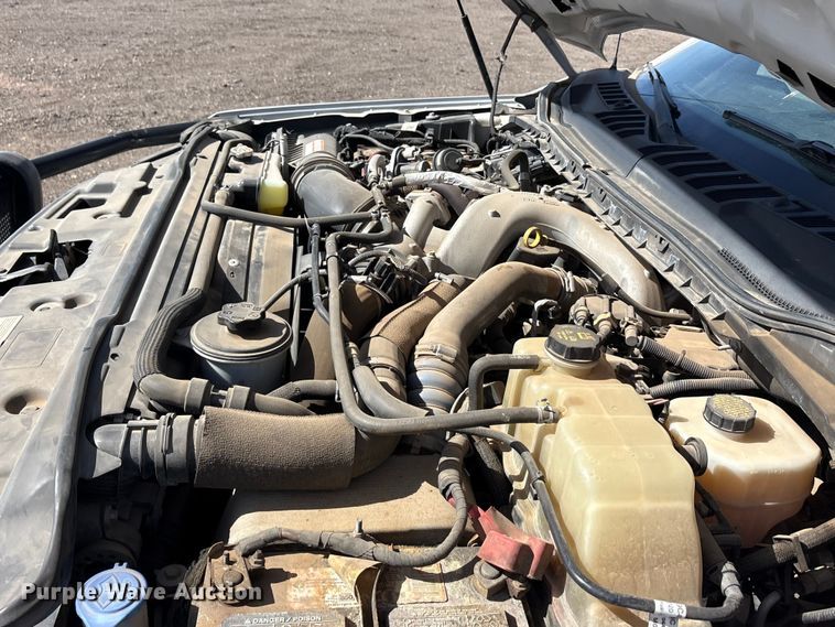 image for item EU0381 2020 Ford F350 Crew Cab pickup truck